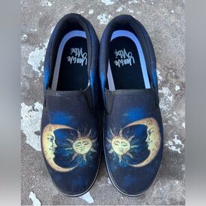 Yes We Vibe Sun Moon Stars Navy Blue Celestial Sneakers 5 US Men 7 US Women